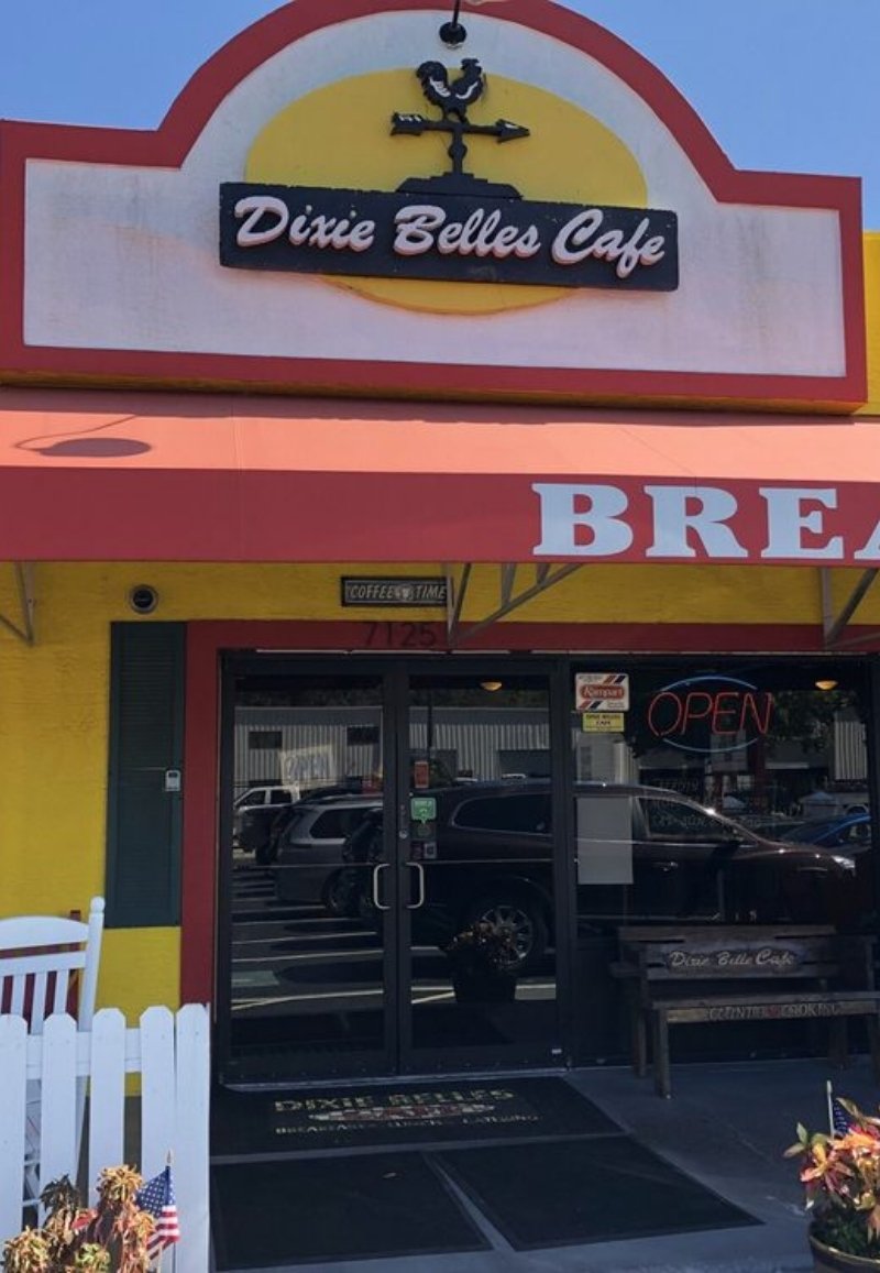 Dixie Belle’s Café (2) Dixie Belle’s Café (2)
